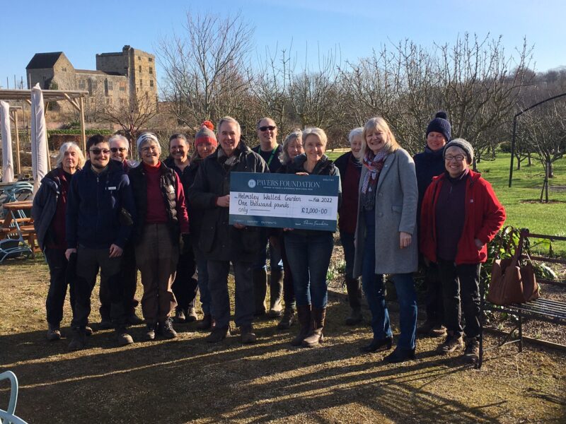 Pavers Foundation gives £1000 to Blossoming Local Charity!