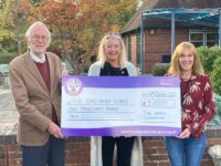<strong>Pavers Foundation grants £1,000 to Warwickshire-based Shakespeare Hospice</strong>